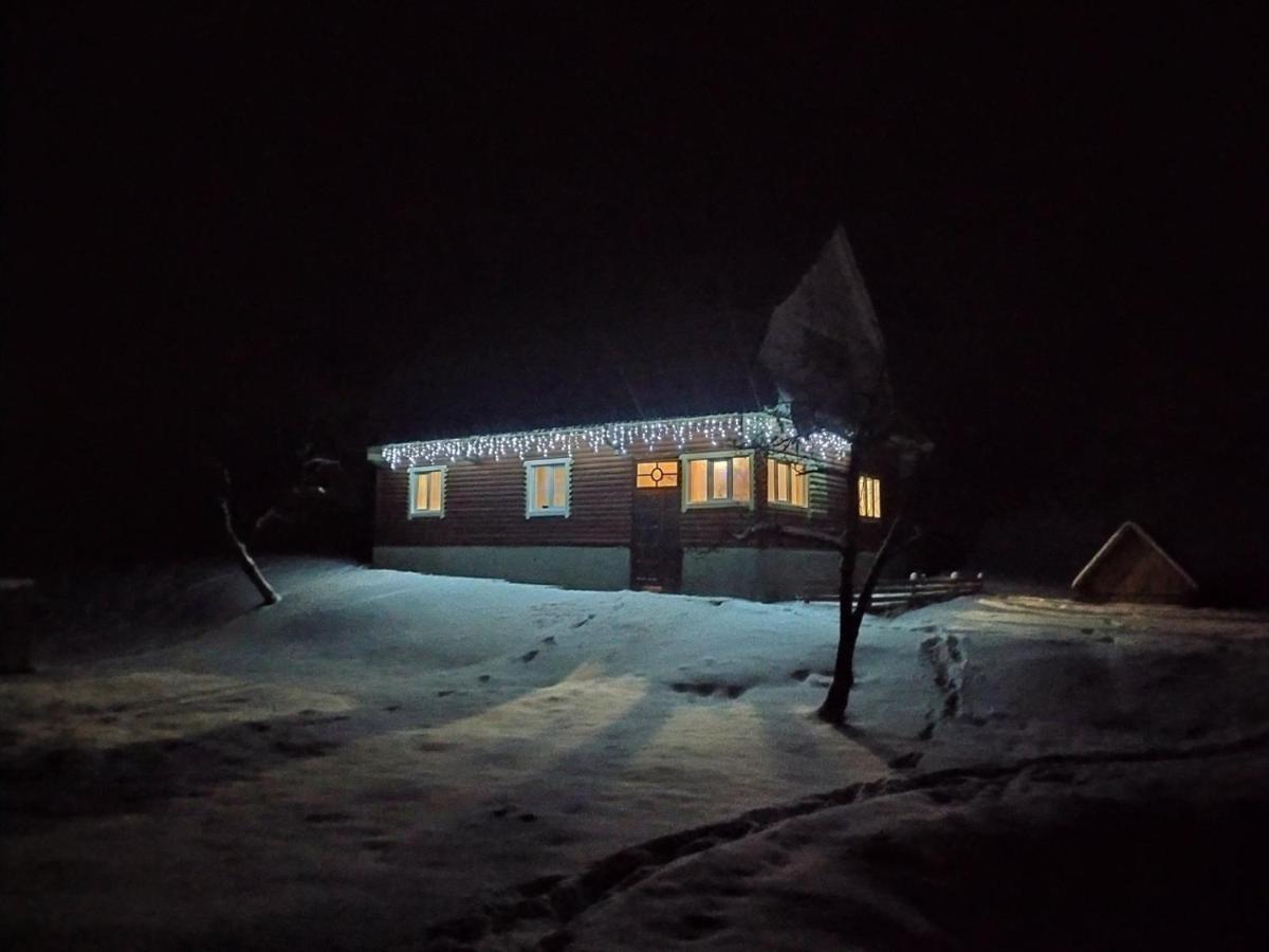 Sadyba Na Luzi Verkhne-Studënyy Exterior foto
